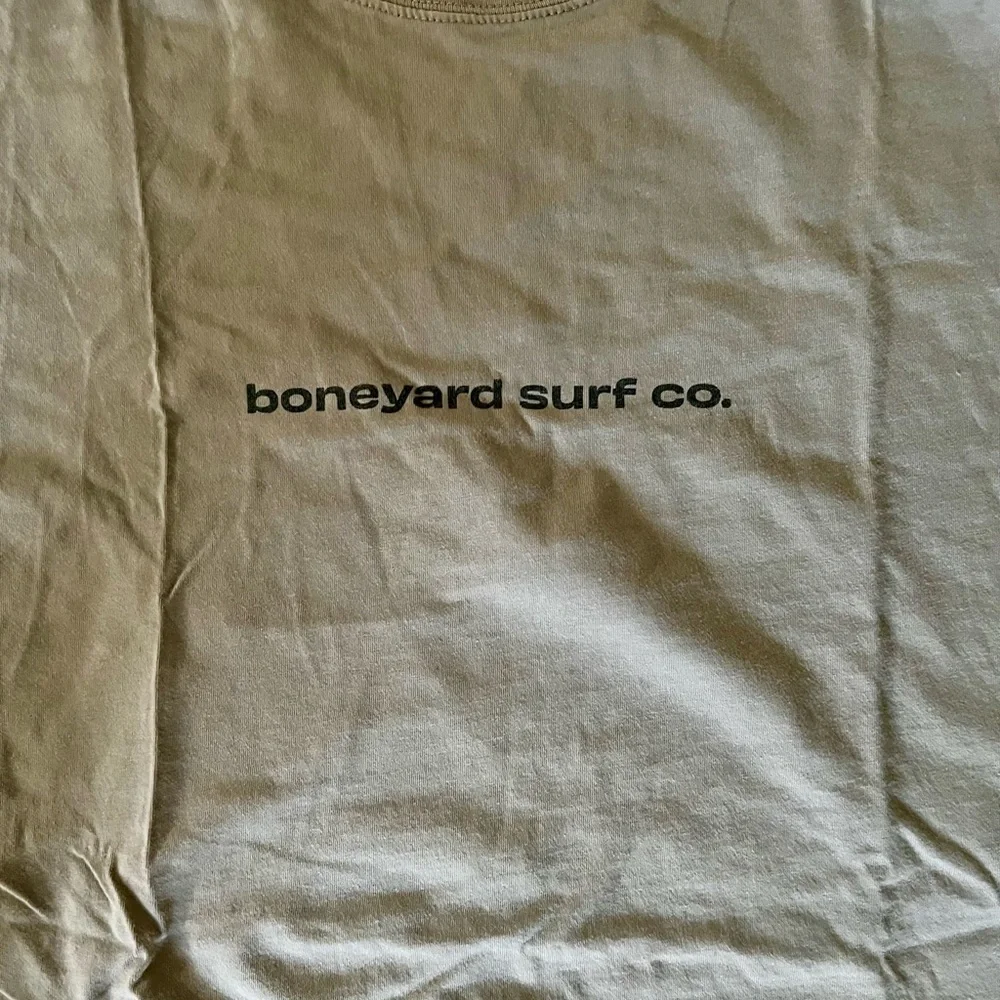 Boneyard Surf Co. Martha’s Vineyard T-Shirt Size Small
Unisex men’s women’s tee - Picture 4 of 4